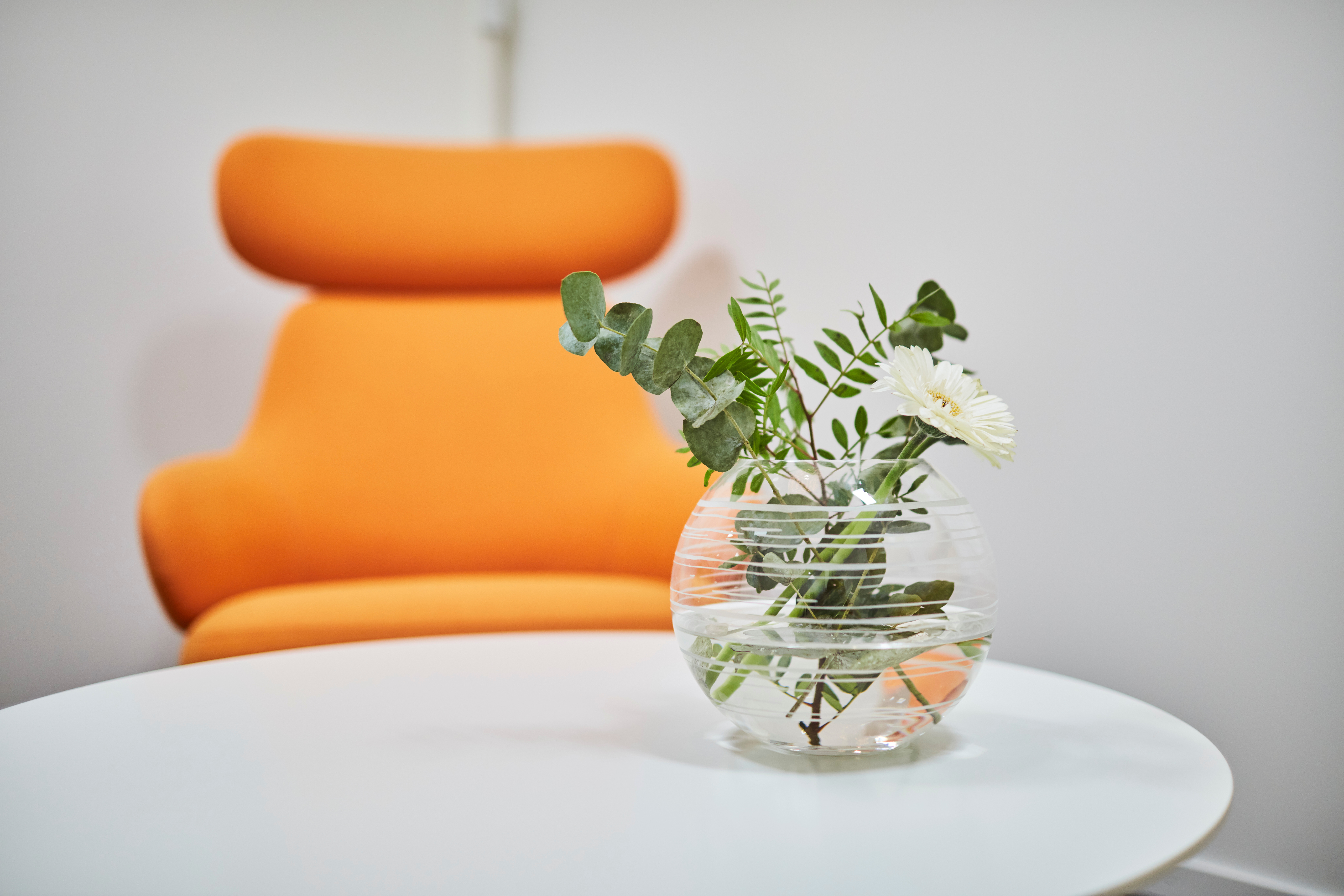 Head Quarter Lindab Malmö Chair flowers in vase on table Indoor air environment photo shoot session Aura
